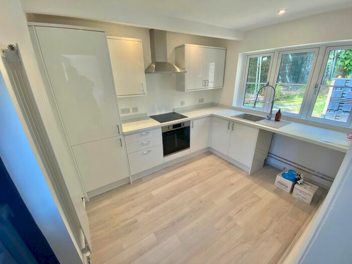 2 Bedroom Cottage To Rent In Olney Street, Slaithwaite, Huddersfield, HD7