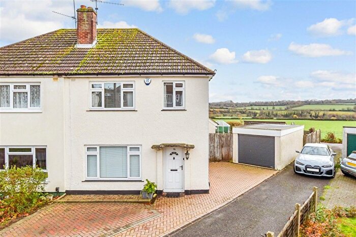 3 Bedroom Semi Detached House For Sale In Pitt Road, Maidstone, Kent, ME16