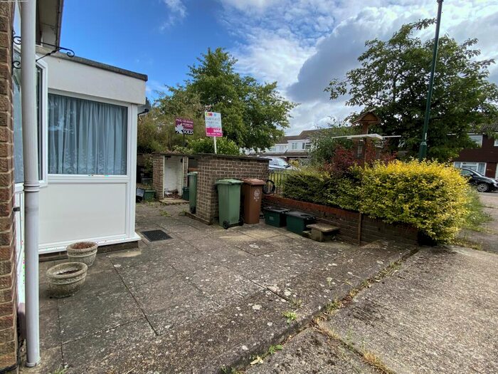 1 Bedroom Flat To Rent In Willoughby Avenue, Croydon, CR0