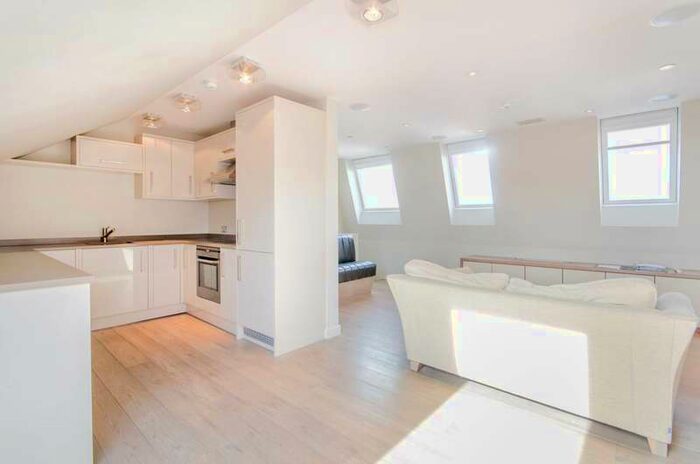 1 Bedroom Flat To Rent In Kingston Road, Wimbledon, SW19