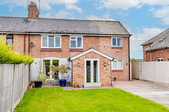 4 Bedroom Semi Detached House For Sale In Yew Tree Bank, Clotton, CW6