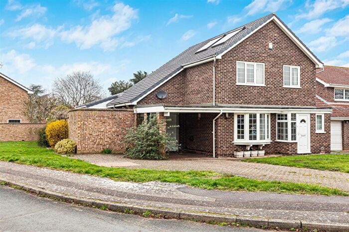 3 Bedroom Detached House For Sale In Brookfields Close, Newmarket, CB8