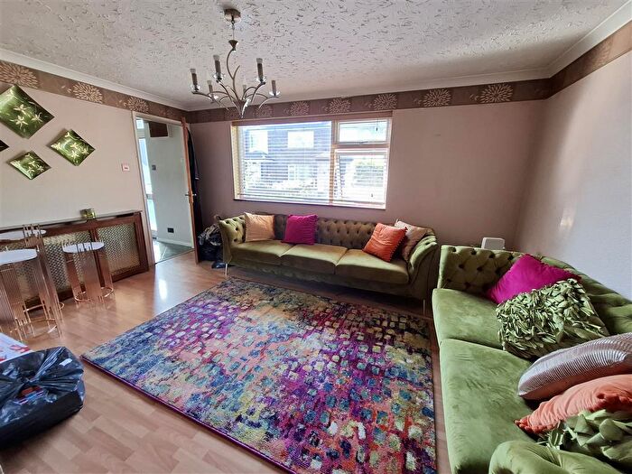 4 Bedroom House To Rent In Martian Avenue, Hemel Hempstead, HP2