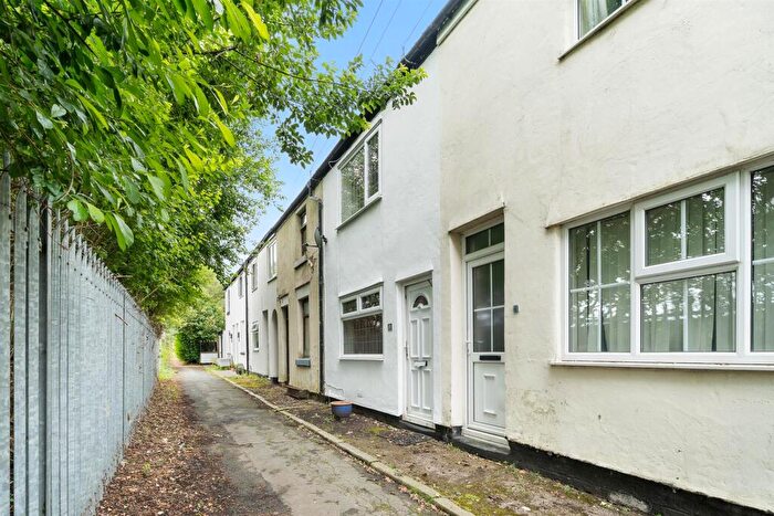 2 Bedroom Terraced House For Sale In Railway Path, Ormskirk, L39