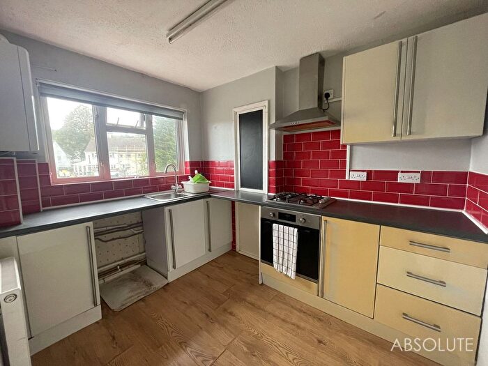 2 Bedroom Flat To Rent In Clennon Court, Clennon Lane, TQ2
