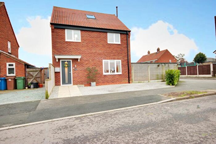 3 Bedroom Detached House For Sale In A Queensway, Woodmansey, Beverley, HU17