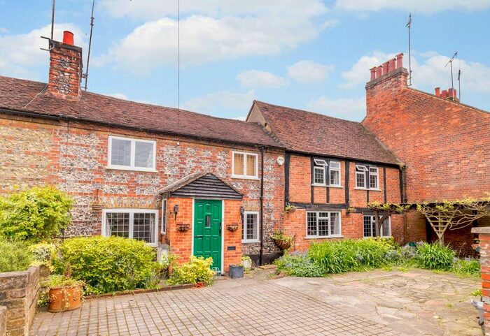 4 Bedroom Cottage To Rent In Chorleywood Bottom, Chorleywood, Rickmansworth, WD3