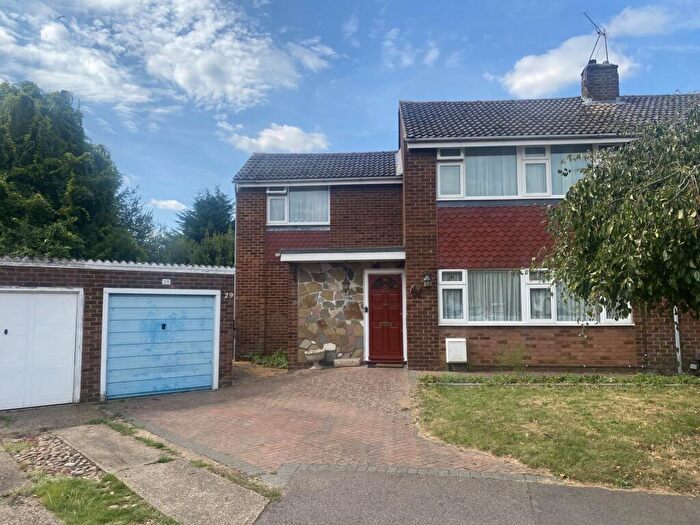 4 Bedroom Semi-Detached House To Rent In Cherry Tree Avenue, London Colney, AL2