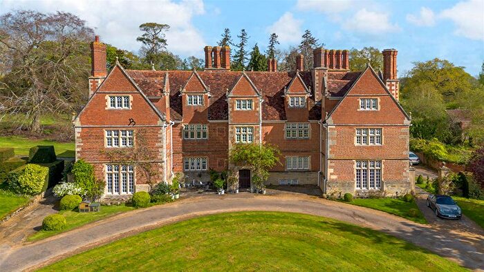 5 Bedroom Country House For Sale In Pound Lane, North Crawley, Newport Pagnell, MK16