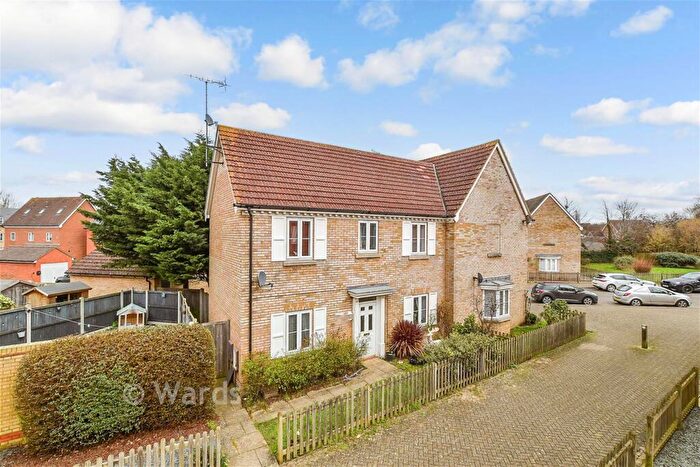 3 Bedroom Semi Detached House For Sale In Gilbert Way, Canterbury, Kent, CT1