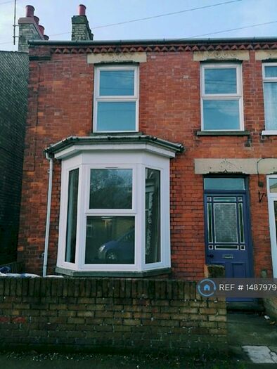 3 Bedroom Semi-Detached House To Rent In Hereward Road, Wisbech, PE13