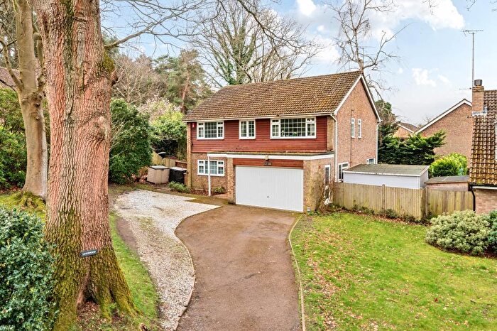 4 Bedroom Detached House For Sale In Camberley, Surrey, GU15