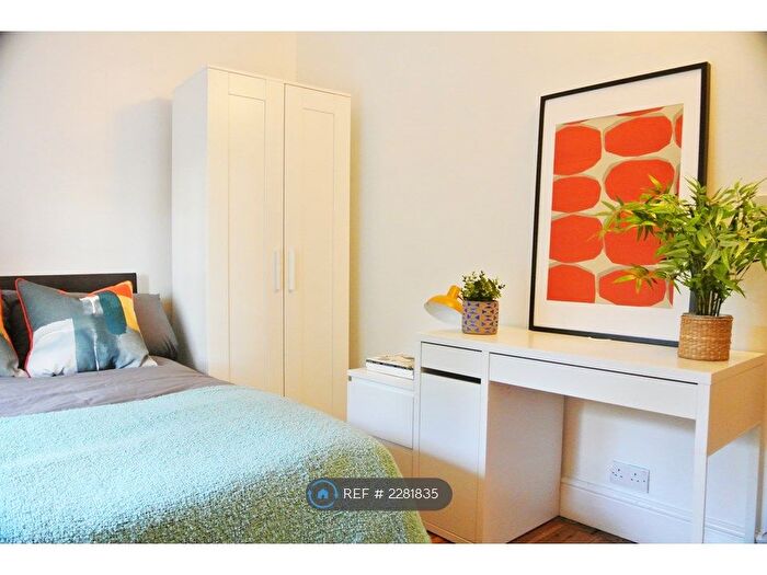 6 Bedroom End Of Terrace House To Rent In Craig Y Don Road, Bangor, LL57