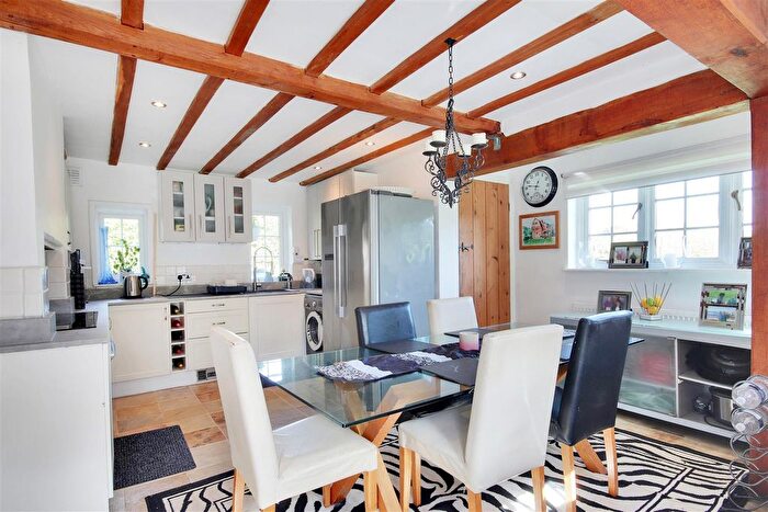 3 Bedroom Detached House For Sale In Grove Road, Penshurst, Tonbridge, TN11