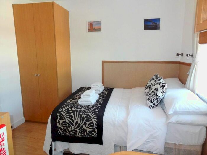 Studio To Rent In Fulham Palace Road, Hammersmith, London, W6