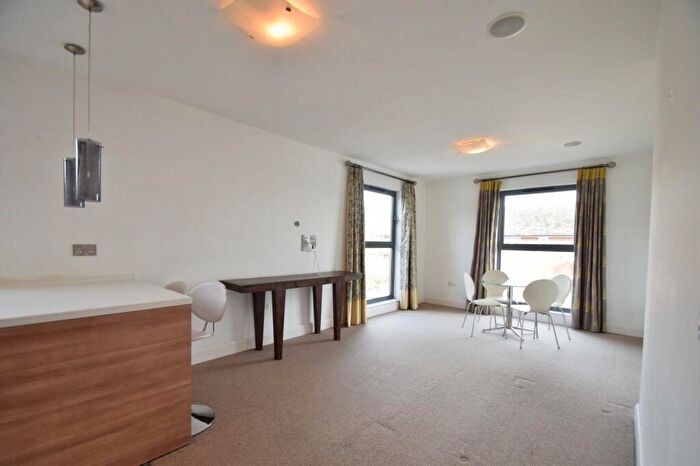 1 Bedroom Flat To Rent In Winchester City Centre, SO23