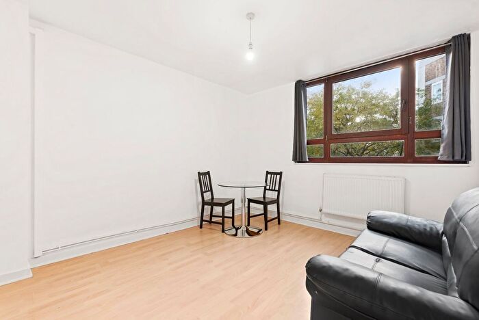 1 Bedroom Flat To Rent In Crondall Court, St. John's Estate, N1