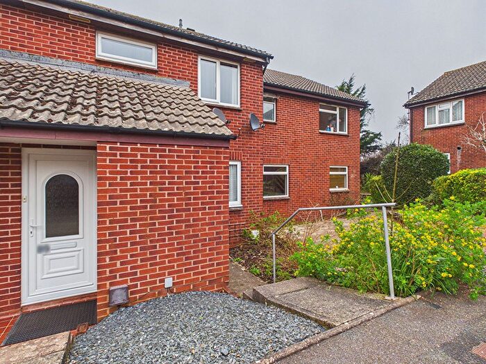 1 Bedroom Flat For Sale In Sturcombe Avenue, Roselands, Paignton, TQ4