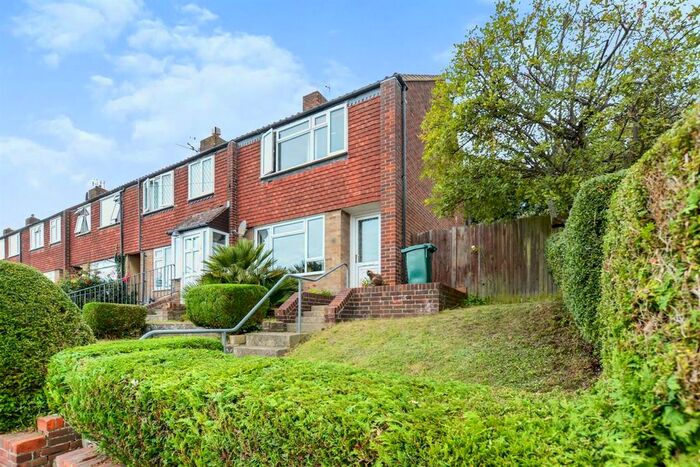 3 Bedroom Semi-Detached House To Rent In Thompson Road, Brighton, BN1