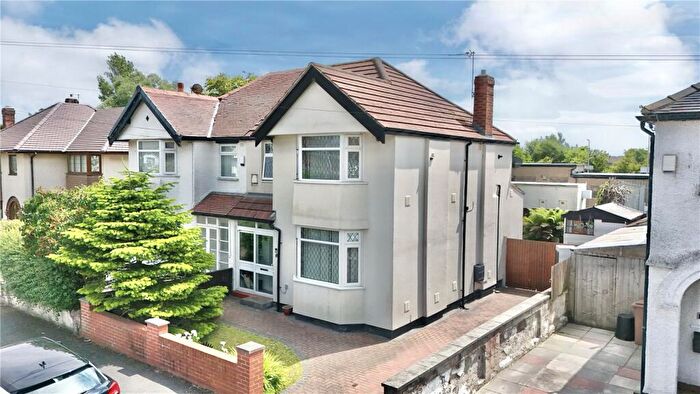 3 Bedroom Semi-Detached House For Sale In Derwent Road, Meols, Wirral, Merseyside, CH47