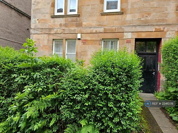 2 Bedroom Flat To Rent In Cowan Street, Glasgow, G12
