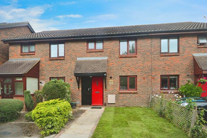 3 Bedroom Terraced House For Sale In Maizecroft, Horley, RH6