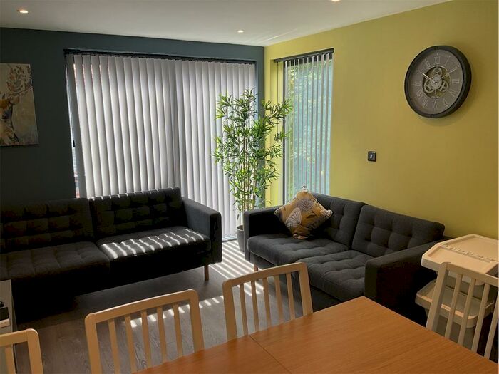 5 Bedroom Private Halls To Rent In Flat, Sar Court, Woodland Way, Canterbury, Kent, CT2