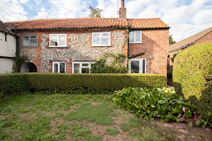 3 Bedroom Semi-Detached House To Rent In Mill Lane, Great Massingham, PE32