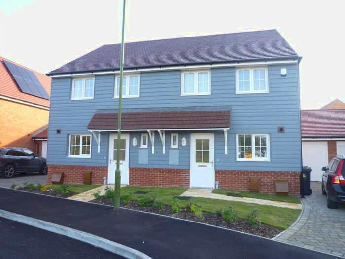 3 Bedroom Semi-Detached House To Rent In Sandpiper Walk, West Wittering PO20