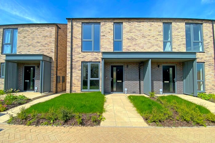 3 Bedroom Semi-Detached House To Rent In Fewston Drive, Harrogate, HG3