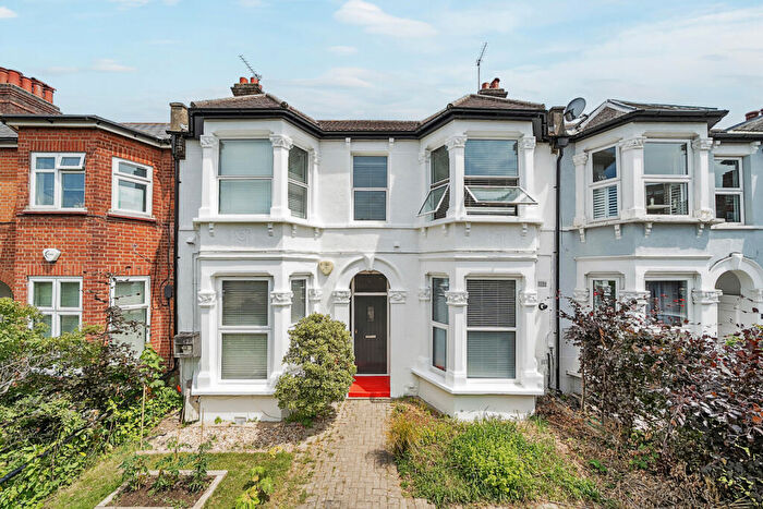 1 Bedroom Apartment For Sale In Wellmeadow Road, London, SE13