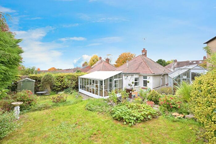 2 Bedroom Detached Bungalow For Sale In Boughton Green Road, Northampton, NN2