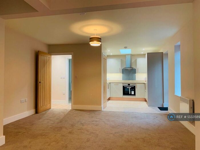 1 Bedroom Flat To Rent In Queen Ediths Way, Cambridge, CB1