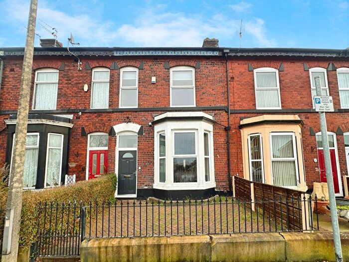 3 Bedroom Terraced House For Sale In Inman Street, Bury, BL9