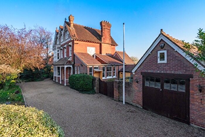 6 Bedroom Detached House For Sale In High Street, Ticehurst, East Sussex, TN5