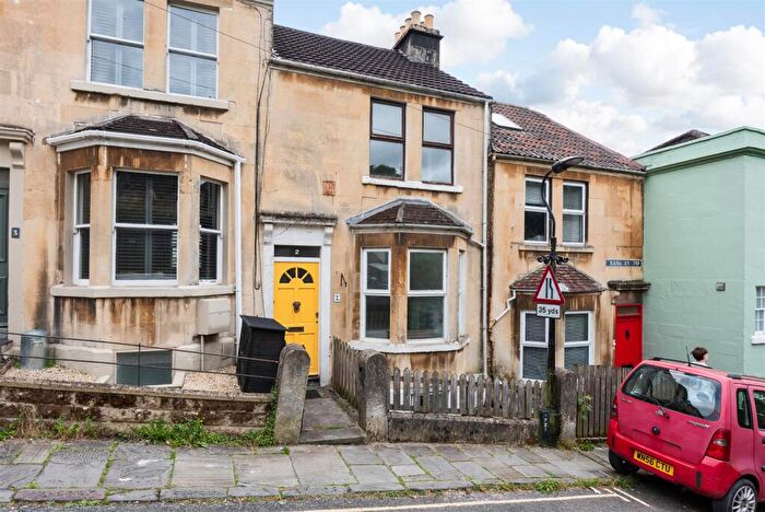 4 Bedroom Terraced House To Rent In Frankley Terrace, Bath, BA1
