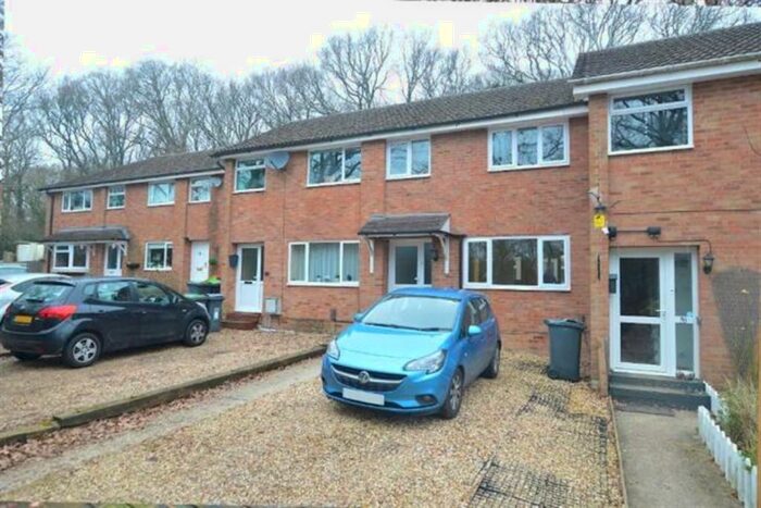 2 Bedroom Semi-Detached House To Rent In James Copse Road, Waterlooville, PO8