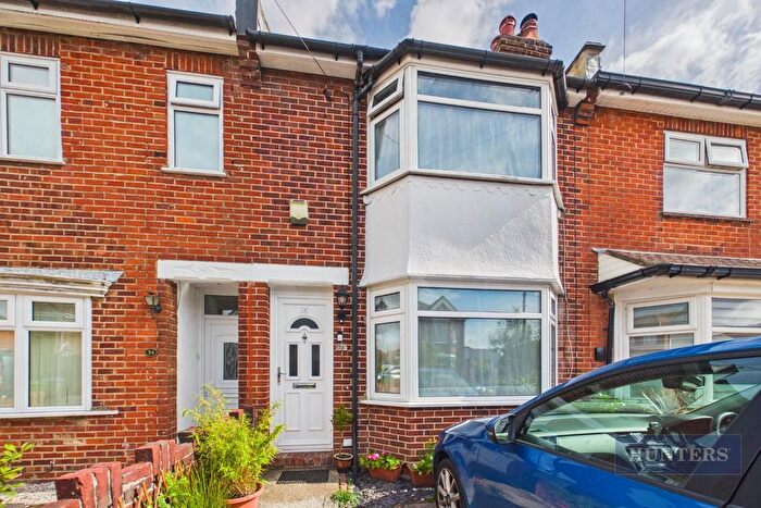 2 Bedroom Terraced House To Rent In Waterhouse Lane, Southampton, SO15