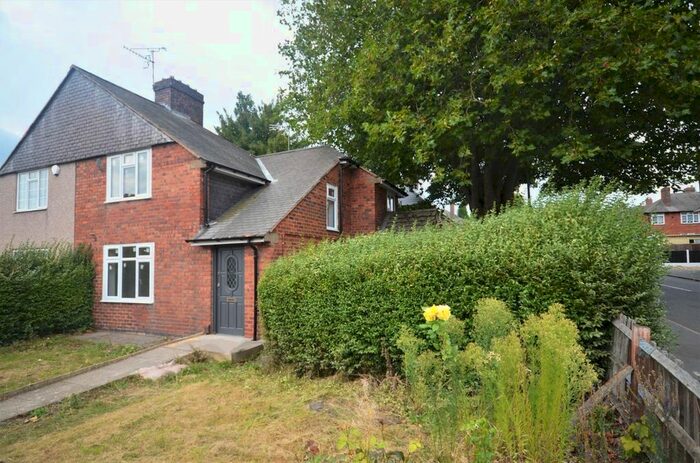 3 Bedroom Semi-Detached House To Rent In Summer Lane, Lower Gornal, Dudley, DY3