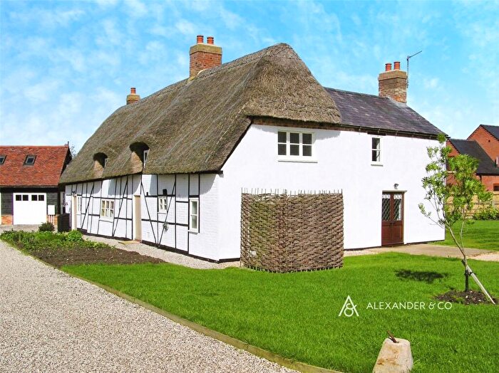 5 Bedroom Detached House To Rent In Main Street, Grendon Underwood, Aylesbury, HP18