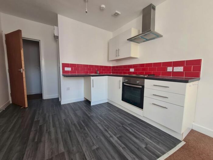 1 Bedroom Flat To Rent In Commercial Road, Newport, NP20