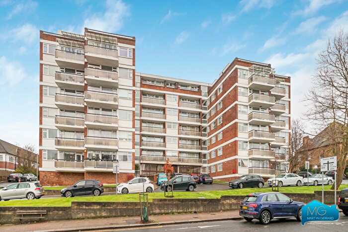 2 Bedroom Flat To Rent In Embassy Lodge, Regents Park Road, Finchley, N3