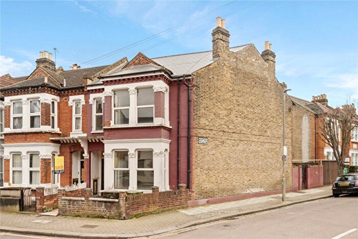 5 Bedroom End Of Terrace House For Sale In Boundaries Road, London, SW12