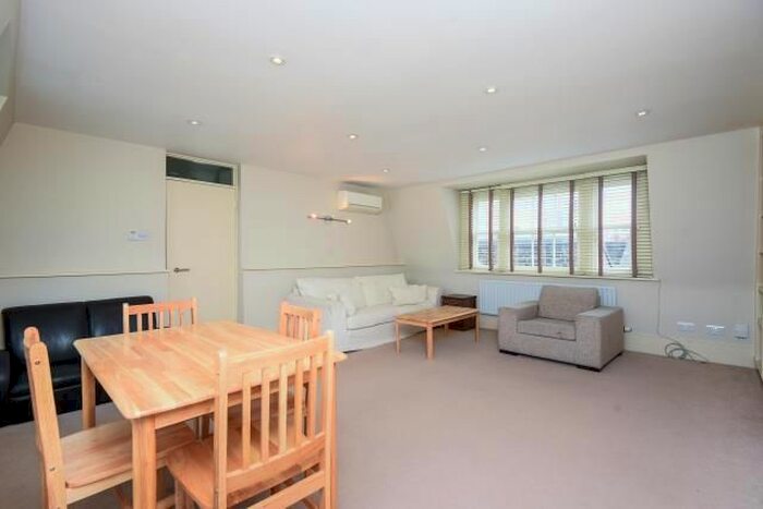 2 Bedroom Flat To Rent In Norfolk Place, Bayswater, W2