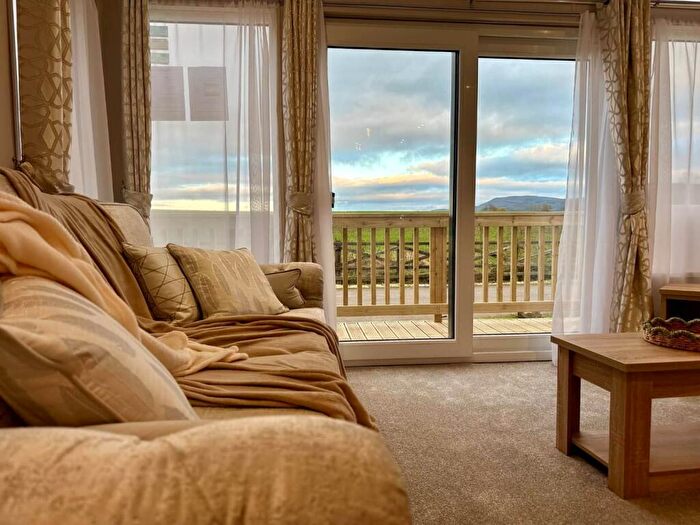 2 Bedroom Lodge For Sale In Goulton Lane, Northallerton, DL6
