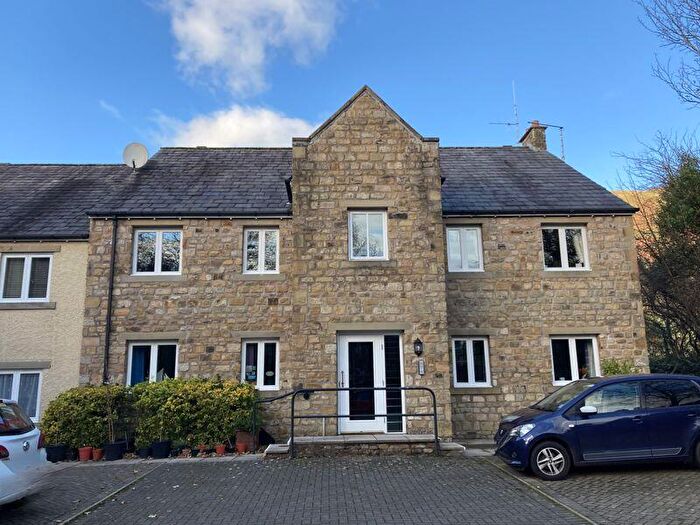 2 Bedroom Apartment For Sale In Maple Close, Sedbergh, LA10