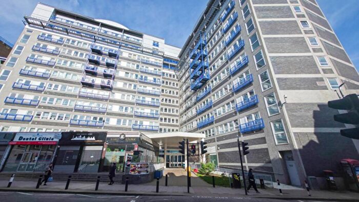 2 Bedroom Flat To Rent In The Vista Building, Calderwood Street, Woolwich, London, SE18