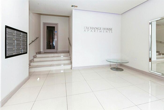 1 Bedroom Flat For Sale In Market Street, Maidenhead, Berkshire, SL6