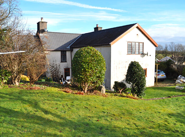 3 Bedroom Detached House For Sale In Meadowside Burry Green Reynoldson Swansea, SA3