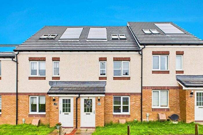 3 Bedroom Terraced House For Sale In Strathaven Road, Stonehouse, ML9